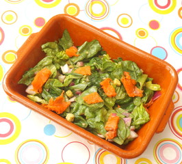 Salat mit Lachs