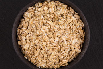 oat flakes in a bowl