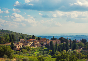 Fototapeta na wymiar Tuscany town in the hills