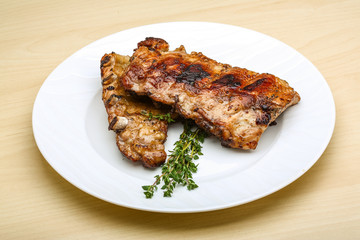 Roasted pork ribs