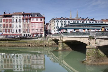 Obraz premium ville de bayonne