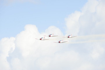 Synchronized flight of 4 planes in the team