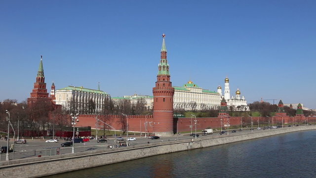 beautiful views of the Kremlin embankment