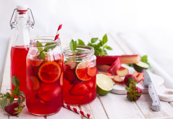 Fototapeta na wymiar strawberry,lime and rhubarb lemonade