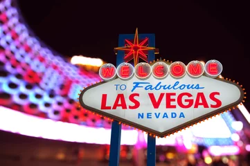 Foto op Aluminium Welcome to Fabulous Las Vegas Neon Sign © somchaij