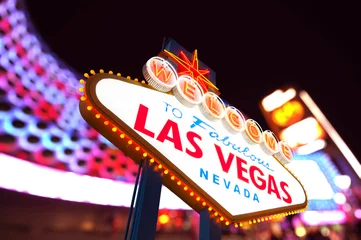 Zelfklevend Fotobehang Welkom bij Fabulous Las Vegas Neon Sign © somchaij