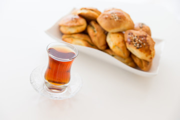 Pogataschen gefüllt