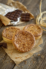 tartelettes chocolat noir et pralins 4