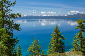 Fototapeta na wymiar Beautiful Lake Tahoe