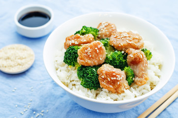 teriyaki chicken and broccoli stir fry with rice