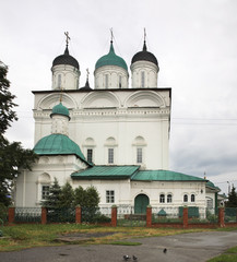 Fototapeta na wymiar Nativity Church in Balakhna. Russia