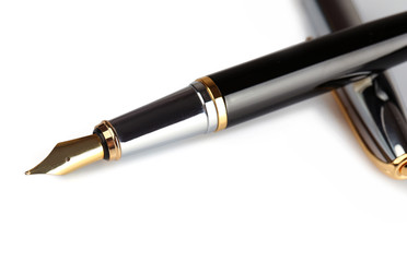 Naklejka premium Fountain pen isolated on white