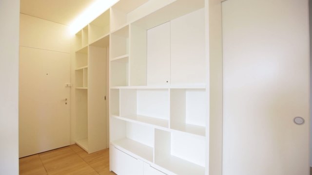 View entry with shelving