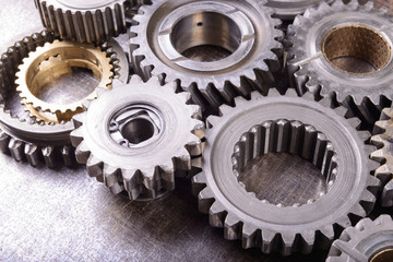 gears on metal background - 82731502