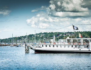 Lake Geneva Embankment