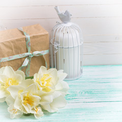 Fototapeta na wymiar Postcard with flowers and gift box