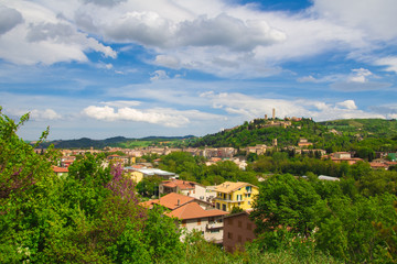 Fototapeta na wymiar Vista panoramica di San Severino Marche, Italia