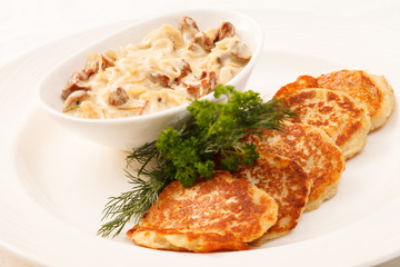 potato pancakes with sauce