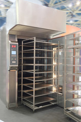 Metal rack for fresh bread