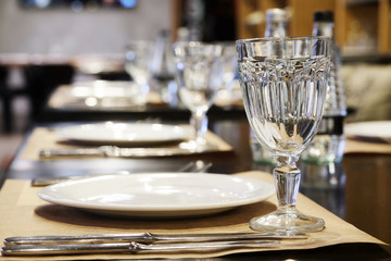 Empty glasses in restaurant
