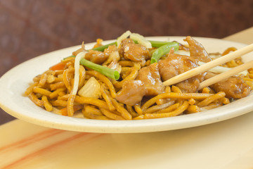 Chicken Lo Mein