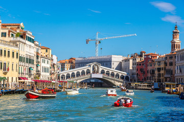 Gondola at the Rialto bridge in Venice