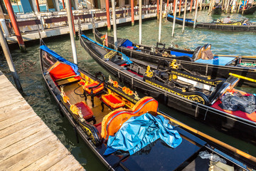 Obraz premium Gondola on Canal Grande in Venice
