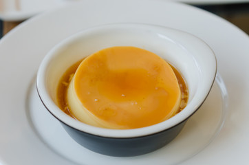 Custard pudding