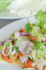 Spicy beef salad