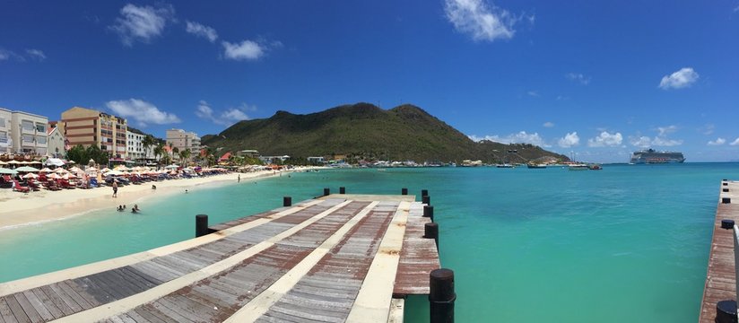 Philipsburg spiaggia St Martin caraibi