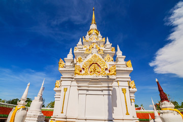 Naklejka premium Wat Phra Borommathat Chaiya Worawihan, an ancient temple at Chai