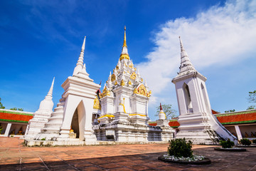 Fototapeta premium Wat Phra Borommathat Chaiya Worawihan, an ancient temple at Chai