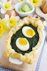 Souffle with spinach and eggs