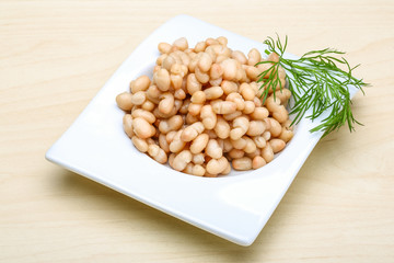 White canned beans