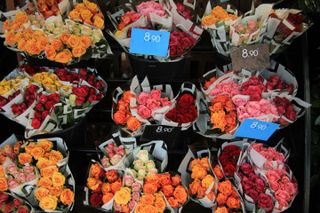 Rose bouquets at the market