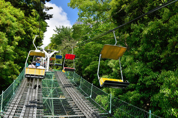 高尾山の上りリフト