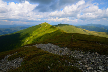 Fototapeta na wymiar Mountains range during day