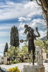 Obraz premium Statue of boy with grapes -Achilleion Palace, Island of Corfu