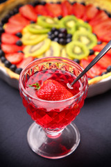 Obrazy na Szkle  bezalkoholowy i słodki napój owocowy