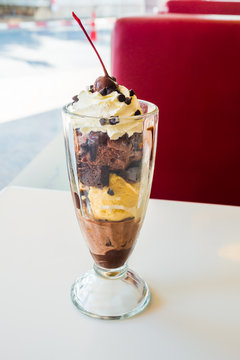 Chocolate sundae in the clear glass cup