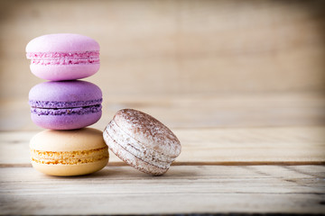 Macaroons.