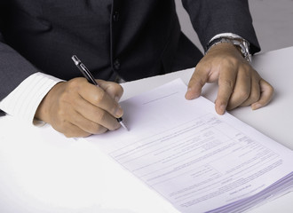 ビジネス書類への承認サイン