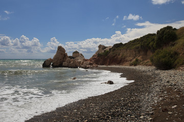 Obraz premium View on the rock of Aphrodite in Cyprus.