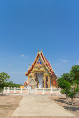 Naklejka premium temple with the tree under sunlight at Wat Bang yhetho