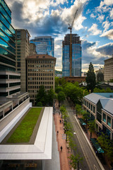 Fototapeta na wymiar View of buildings near Pioneer Place, in Portland, Oregon.