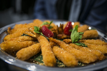 Catering / Garnelen im Teigmantel