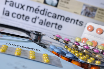 m&eacute;dicaments et contre-fa&ccedil;on 