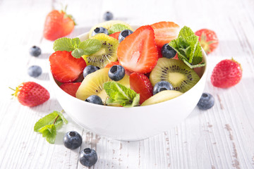 fruit salad in bowl