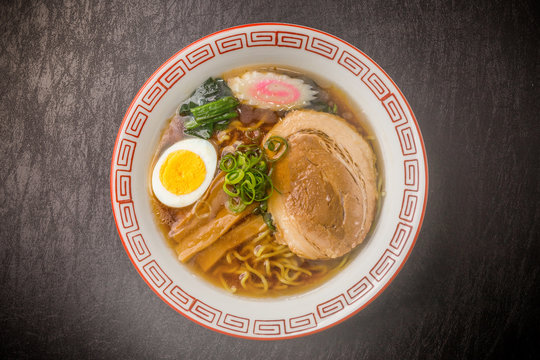 ラーメン の画像 77 229 件の Stock 写真 ベクターおよびビデオ Adobe Stock