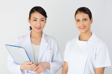 看護師と女医